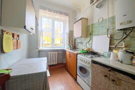 Продам 3 к. кв. п. Первомайский