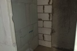 Продается 2к квартира с кухней-гостин...