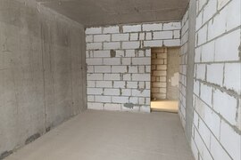 Продается 2к квартира с кухней-гостин...