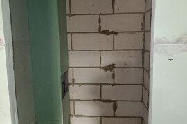 Продается 2к квартира с кухней-гостин...