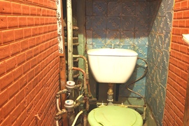 Продам 2 комн. кв. под ремонт