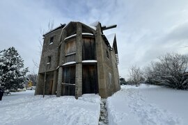 Дом на участке 10 соток в деревне Ивановское!