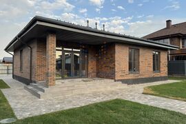 Продается 1-этажный дом, 136 м²
Расп...