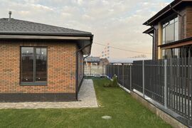 Продается 1-этажный дом, 136 м²
Расп...