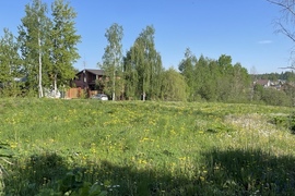 Участок  у воды в Истре.