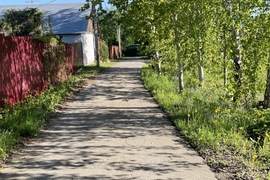 Участок  у воды в Истре.