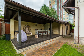 Истра, улица Весенняя, 1